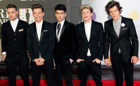 zek pedig a fiúk: Liam,Lou,Zayn,Niall,Harry